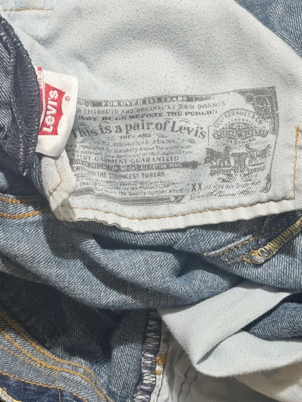 Levi's Men's 501  Washed Blue Relaxed Straight capri  Jeans